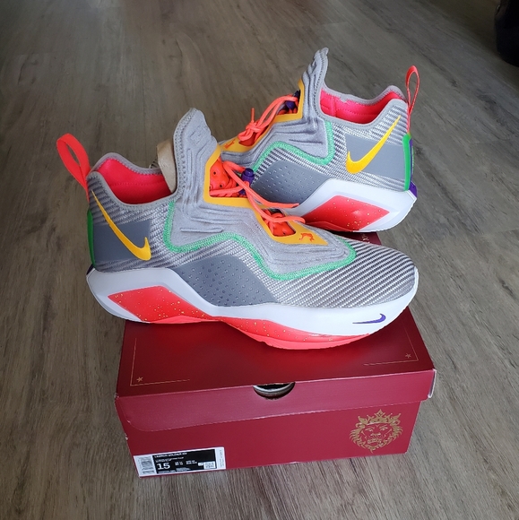 Nike LeBron Soldier 14 Hare Size 15 - Picture 2 of 2